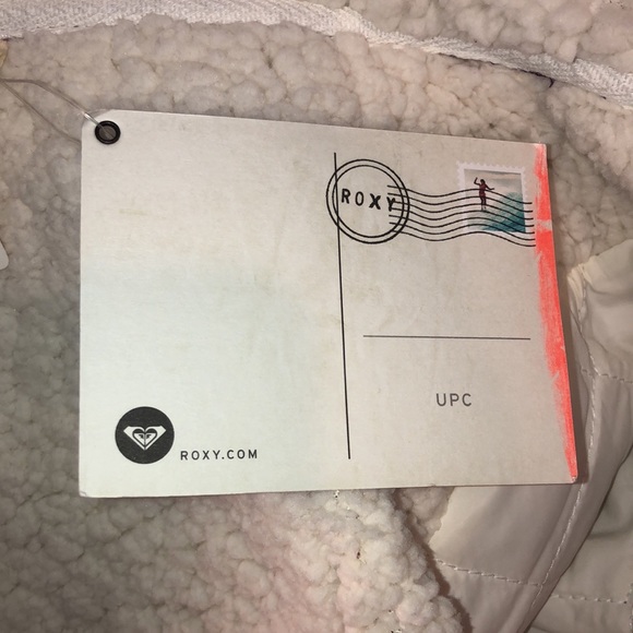 ROXY Red Hooded Jacket. NWT. M - Picture 8 of 10